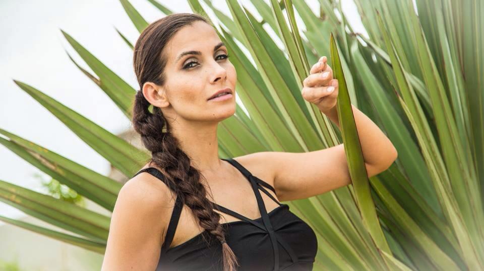 Eva Decastelo na Mauriciu